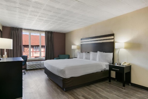 Eisenhower Hotel and Conference Center image 26