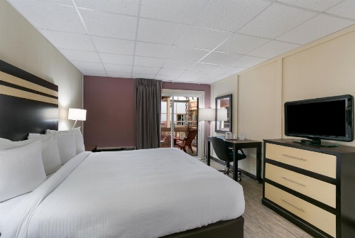 Eisenhower Hotel and Conference Center image 36
