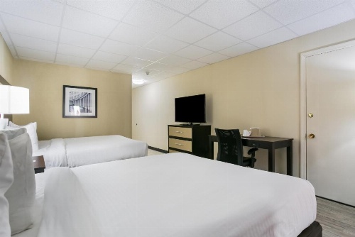 Eisenhower Hotel and Conference Center image 44